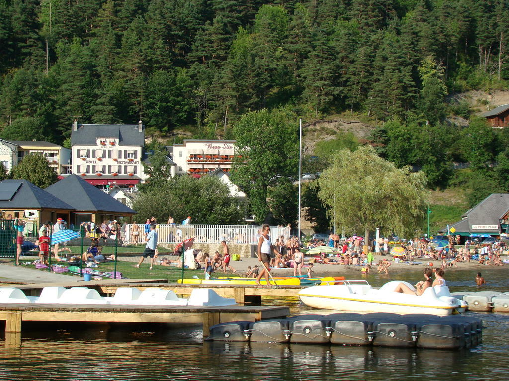 Logis Hotel Le Beau Site Chambon-sur-Lac Eksteriør bilde